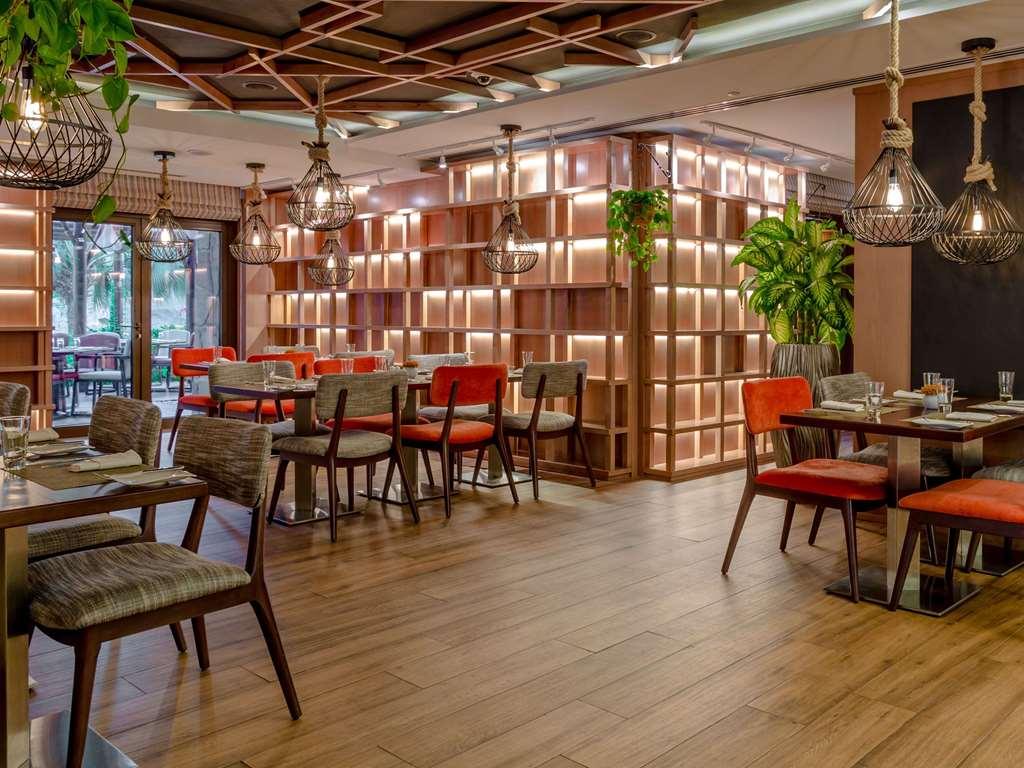 โซฟีเทล ดูไบ เดอะ ปาล์ม ลักชัวรี อพาร์ตเมนท์ Hotel ร้านอาหาร รูปภาพ