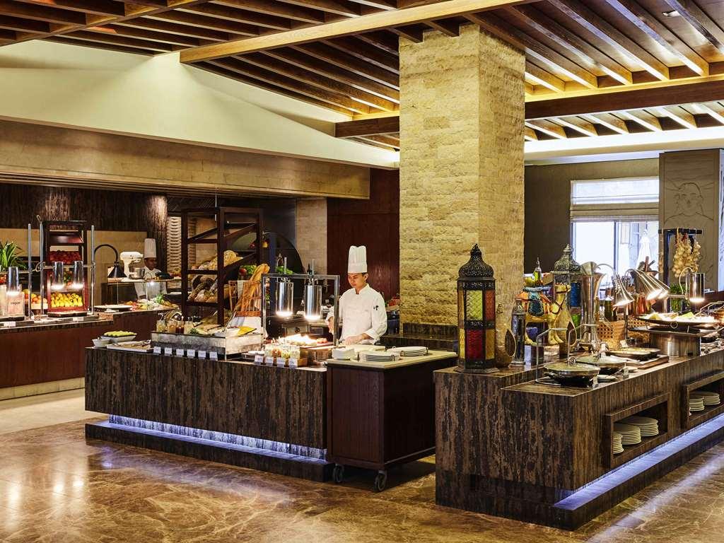 โซฟีเทล ดูไบ เดอะ ปาล์ม ลักชัวรี อพาร์ตเมนท์ Hotel ร้านอาหาร รูปภาพ